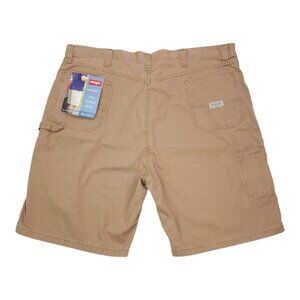 Wrangler Carpenter Loose Fit Shorts Sz 44 100% Cotton Natural Waist Tech Pocket